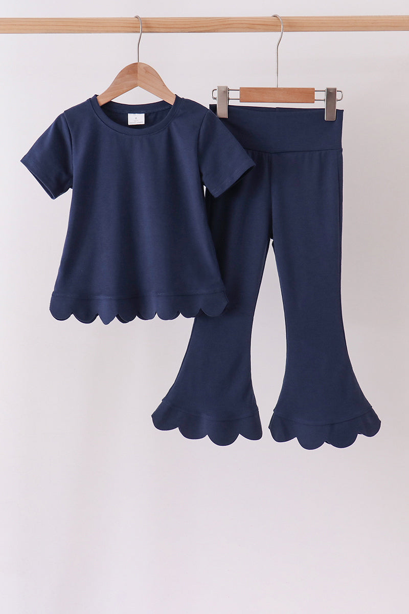Navy sclloped active pants set