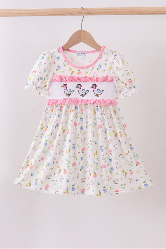 Pink duck embroidery dress